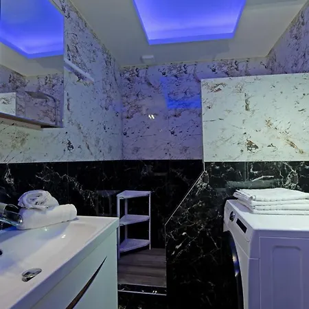 Apartment Luxe Suite, Achilles' Private Getaway